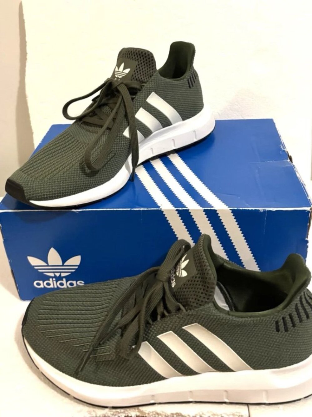 Adidas Swift Run W Olive Green Sneakers Knit Running Training Shoes Sz 9 Womens